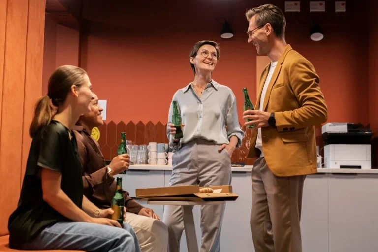 Cocktail theatre service at a corporate reception