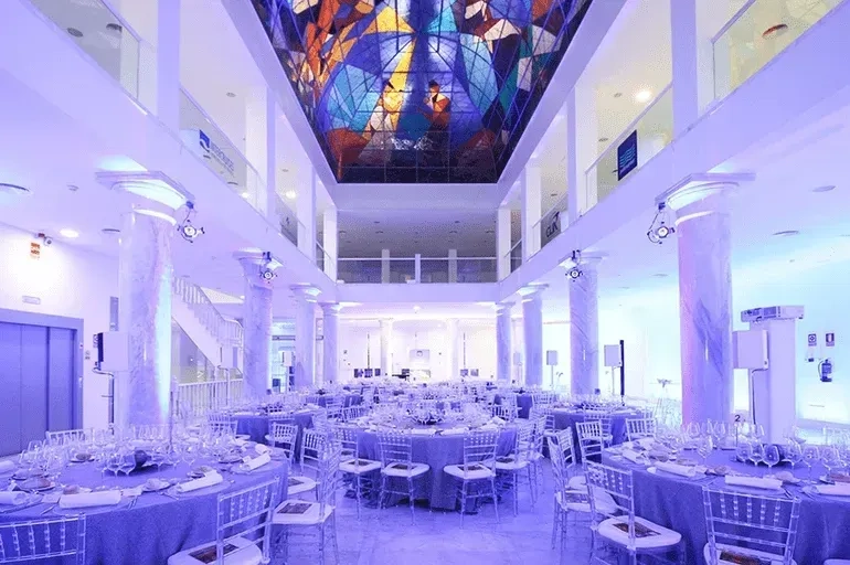 2. Venue Selection and Setup in Iconic Madrid Locations