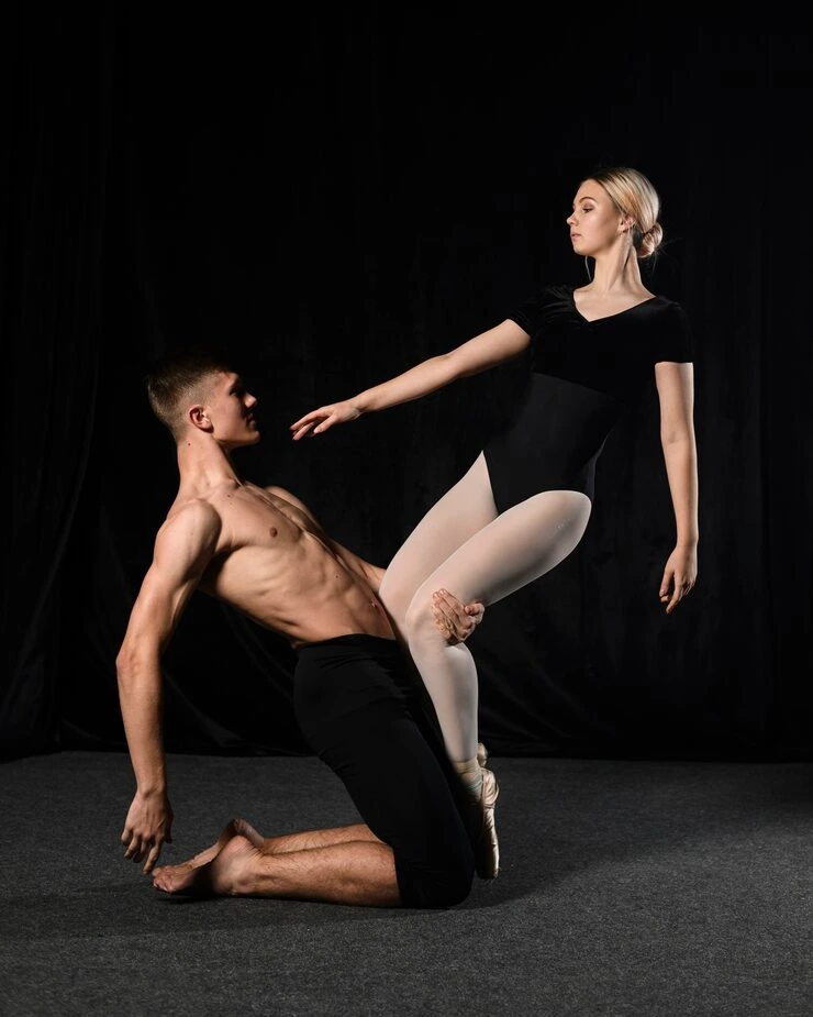 Hire Contemporary Dancers for Unforgettable Experiences in the UK